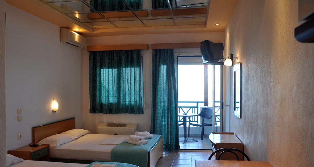 Big Blue Studios Kallithea  部屋 写真